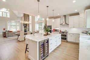 Interior - Bbq-ready Deck: Lake Harmony Home w/ Fire Pit (Lake Harmony)