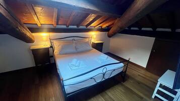 2 camere, culla da viaggio, Wi-Fi, lenzuola