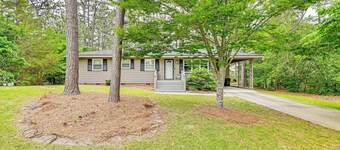 Pinehurst Home w/ Deck < 2 Mi to Golf Course!