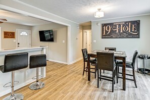 House (3 Bedrooms) | Interior - Pinehurst Home w/ Deck < 2 Mi to Golf Course! (Pinehurst)