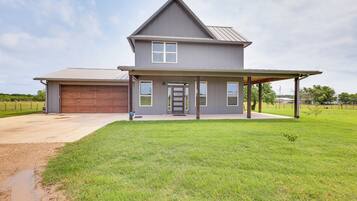 House (3 Bedrooms) | Front of property