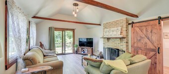 Peaceful Hiram Retreat on Cuyahoga River!