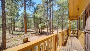 House (1 Bedroom) | Interior