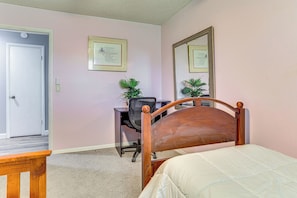 House (3 Bedrooms) | Interior - Family-friendly OKC Area Getaway: Dogs Welcome! (Bethany)