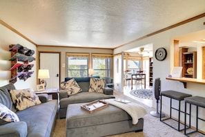 Apartment (1 Bedroom) | Interior - Ski & Explore: Brian Head Condo w/ Indoor Pool! (Brian Head)