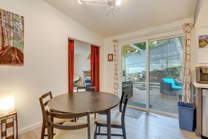 House (2 Bedrooms) | Interior - Pet-friendly Sammamish Home w/ Deck ~ 3 Mi to Lake (Sammamish)