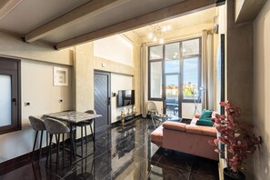 TV, offices - Ventiri Lofts - Luxury Penthouse w/ Home Cinema (Anatolikos Sinikismos)