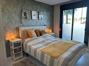 2 soverom, strykejern/-brett, wi-fi og sengetøy