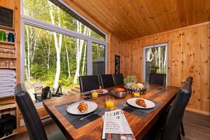 تناول الطعام