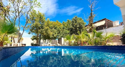 Shared Pool Oasis | Near Malecón | BBQ | Wi-Fi
