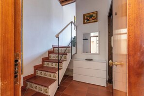 Nội thất lối vào