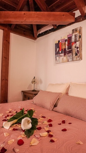 2 camere, ferro/asse da stiro