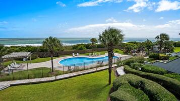 Condo, 3 Bedrooms | Pool