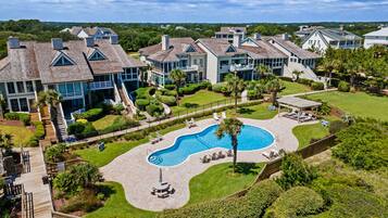 Condo, 3 Bedrooms | Exterior