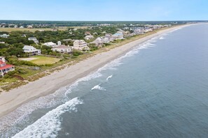 House, Multiple Bedrooms | Beach - Spectacular Oceanfront Living With An Inviting Kitchen Perfect For Entertaining Kitchens Beach House 9 Bedroom Home by Peace Vacations (Georgetown)