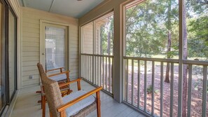 Property grounds - Alex And Us- Fantastic Second Floor Unit Directly Across From The Pool 2 Bedroom Condo by Peace Vacations (Pawleys Island)