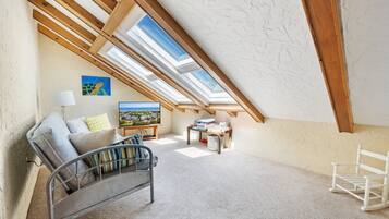 Condo, 4 Bedrooms | Interior