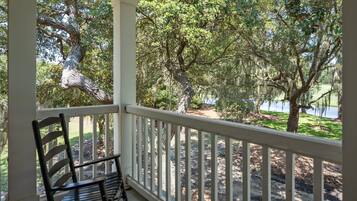 Condo, 3 Bedrooms | Property grounds