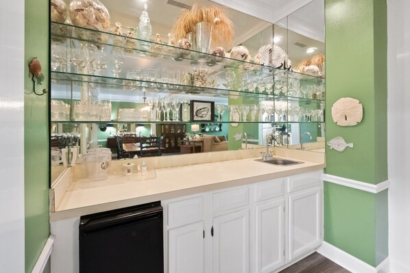 Condo, 3 Bedrooms | Interior - Enjoy Relaxing In This Well Appointed Villa With Views Of Lake, Pool And The 1st Fairway 3 Bedroom Villa by Peace Vacations (Georgetown)