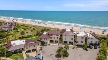 Condo, 2 Bedrooms | Exterior