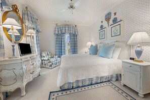 Casa, 4 camere da letto | 4 camere, Wi-Fi gratuito, lenzuola