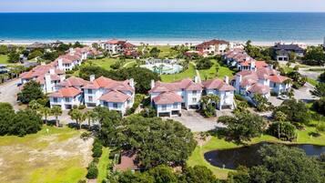 Condo, 3 Bedrooms | Exterior