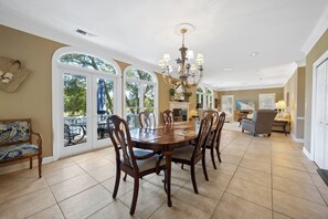 Villa, 3 slaapkamers | Dineren