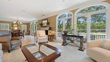 Villa, 3 Bedrooms | Living area