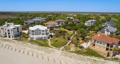 Vacation In Luxury And Style With Sweeping Ocean Views At Pearce House. 6 Bedroom Home by Peace Vacations