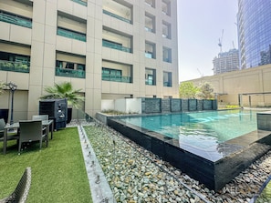 Utomhuspool