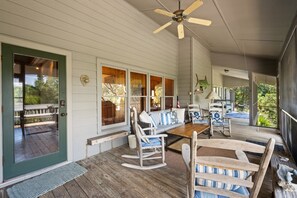 Casa, 5 habitaciones | Restaurante al aire libre