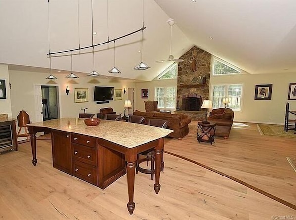 Interior - CT Ranch Home Retreat on 120 Acres (Willington)