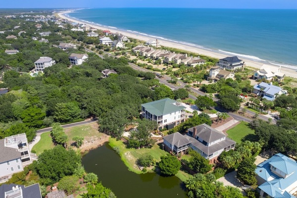 House, 6 Bedrooms | Aerial view