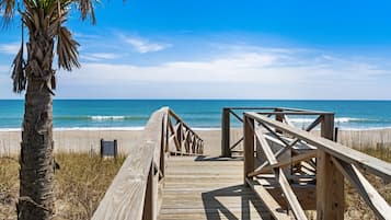 Condo, 3 Bedrooms | Beach