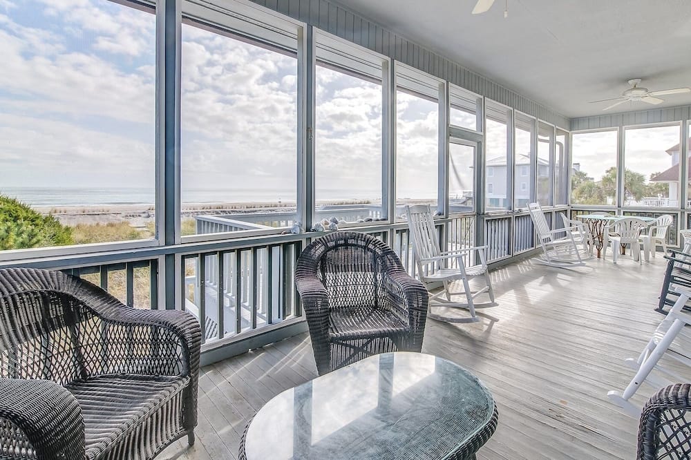 Beachfront Home With A Beautiful View 6 Bedroom Home by Peace Vacations - DeBordieu, SC