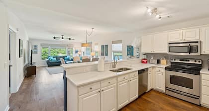 Relax At Pawleys After Dark 2 Bedroom Condo by Peace Vacations