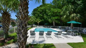 Kondominium, 3 kamar tidur | Kolam renang