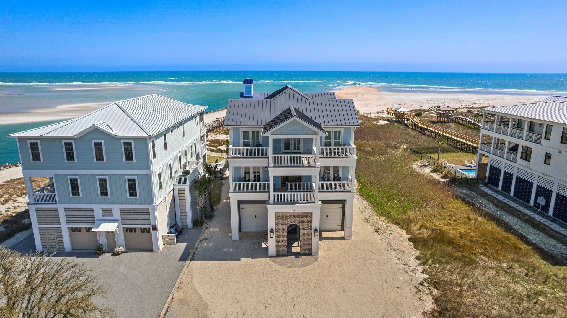 House, 6 Bedrooms | Exterior
