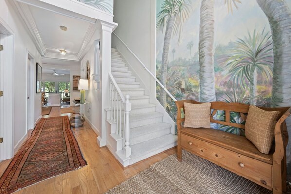 Condo, 3 Bedrooms | Interior