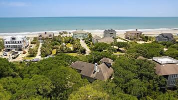 House, 5 Bedrooms | Aerial view