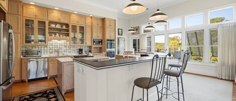 Casa, 6 dormitoris | Cuina privada | Frigorífic, forn, cafetera i tetera i torradora