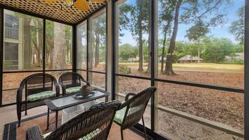 Condo, 2 habitaciones | Áreas de la propiedad