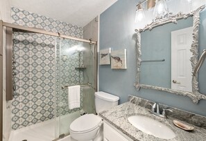 Condo, 2 Bedrooms | Bathroom | Towels