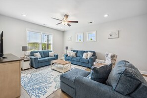 House, 4 Bedrooms | Interior - Stunning Newly Built Property In Litchfield Landing. 4 Bedroom Home by Peace Vacations (Pawleys Island)