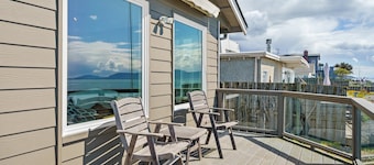Sandy Point Sanctuary: 2BR Home w/ Stunning Ocean Views, Cozy Fireplace & Deck