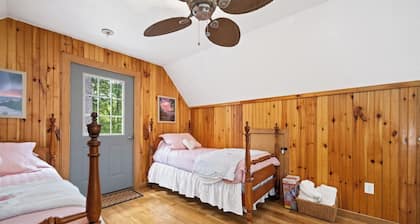 Summit Sanctuary_FirePit_Picnic_NewRiverGorge