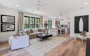 Televisor intel·ligent i llar de foc 