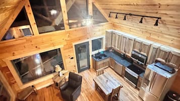 Smart TV, fireplace, video games