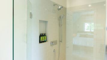 Shower, towels
