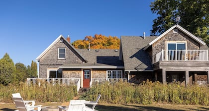 Farmhouse at Loma Cottages